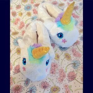 🛍 Cat & JackToddler Girl’s Raylee Unicorn Bootie Slippers Size:S(5-6)